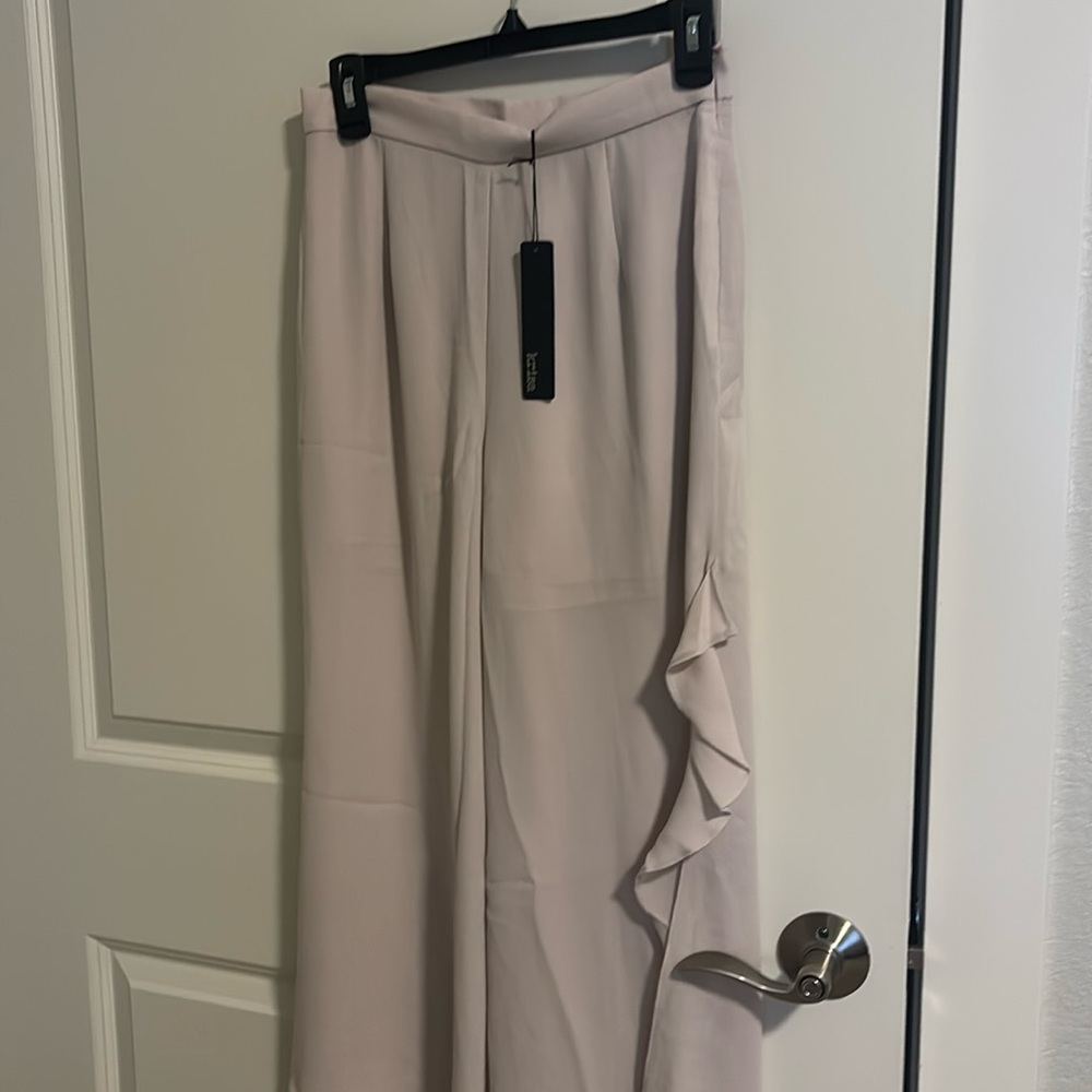 NWT Karisa Flowy Wide Leg Pant Cropped Size Small